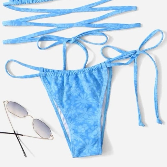 Blue floral bikini, size XS - SHEIN - Picture 4 of 5